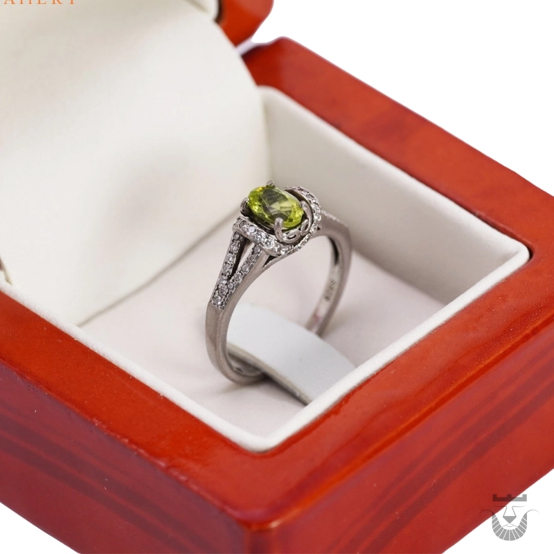 Gorgeous Persian Peridot Silver Ring
