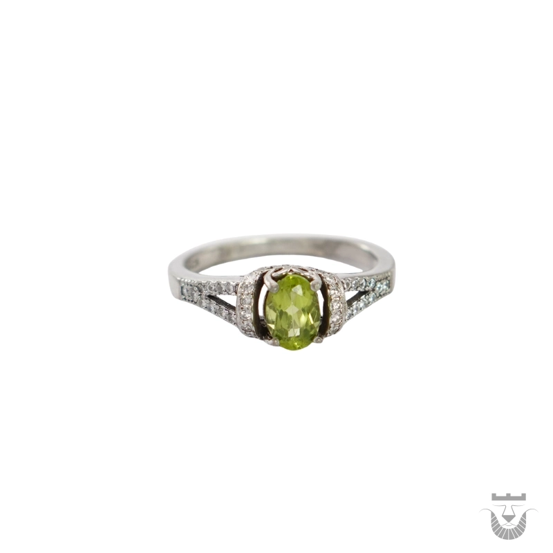 Gorgeous Persian Peridot Silver Ring