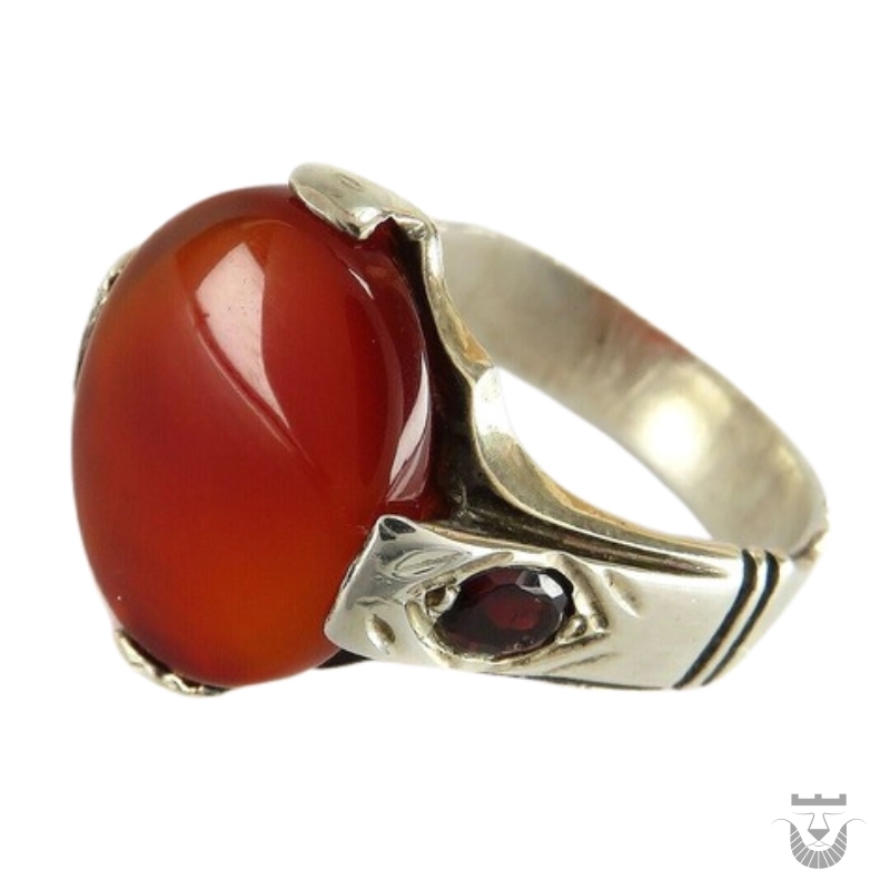 Persian Silver Ring: Garnet, Yemeni Agate with Najaf Design