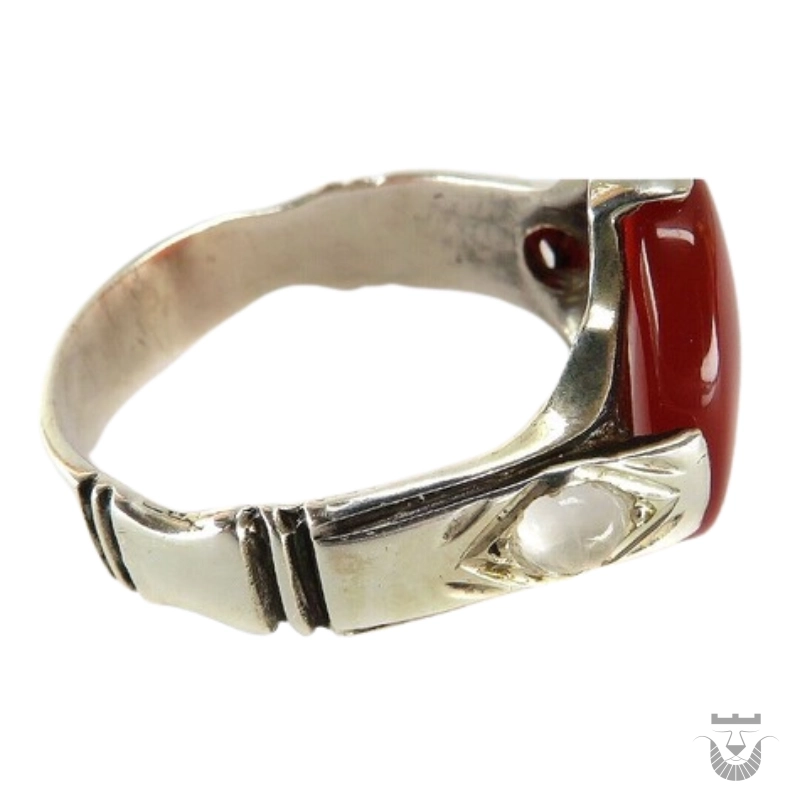 Persian Silver Ring: Garnet, Yemeni Agate with Najaf Design